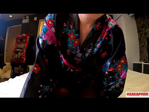 ❤️ Ung cosplay-jente elsker sex til orgasme med en sprut i en hestekvinne og en blowjob. Asiatisk jente med hårete fitte og vakre pupper i tradisjonell japansk drakt i amatørvideo som viser onani med jævla leker. Sakura 3 OSAKAPORN. ☑ Sludder hos oss ❌️❤